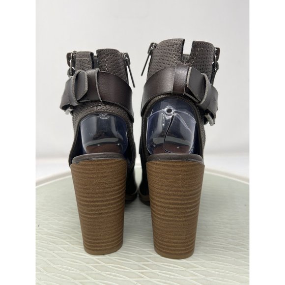 DV Dolce Vita Block Heel Ankle Booties Women Size 6 1/2 Peep Toe Buckle Detail - Picture 4 of 9